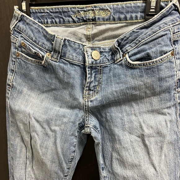 American Eagle Jeans Womens 4 Short Boyfriend 77 Low Rise Light Wash Fade - Picture 6 of 12